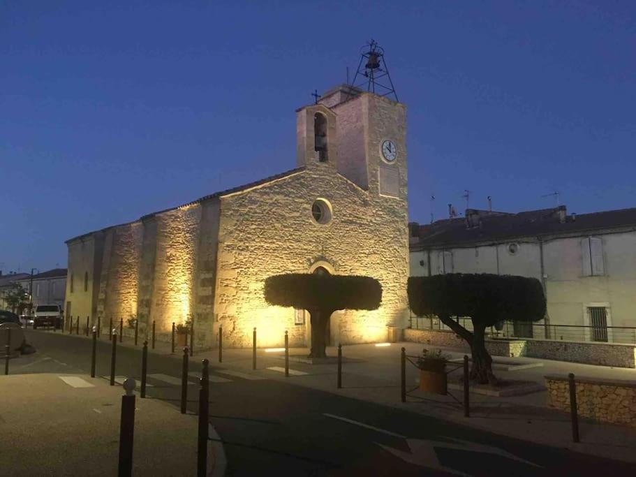 Lou Mazet Vila Uchaud Exterior foto